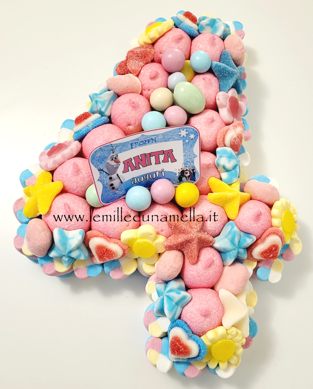 torta di caramelle e marshmallow a forma di numero per compleanno, vendita online Le Mille e una Mella