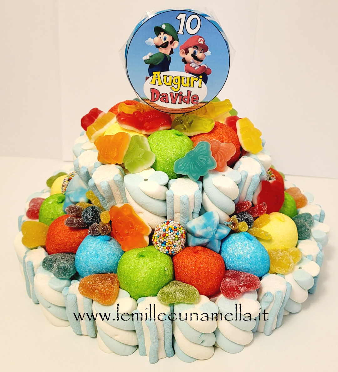 torta di caramelle e marshmallow per compleanno Super Mario, vendita online Le Mille e una Mella